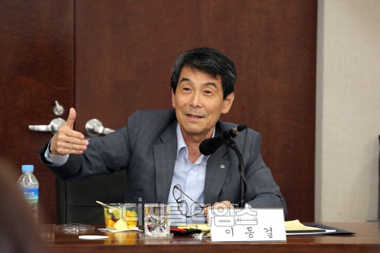 이동걸 KDB산업은행 회장